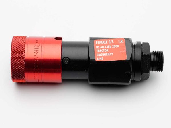 Female Self sealing Coupling 6557